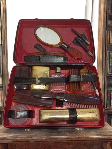 Trousse toilette ancienne - de,
