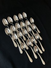 cuillères à dessert métal argenté 