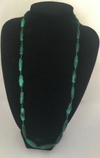 COLLIER/ PERLES "FUSEAU" EN