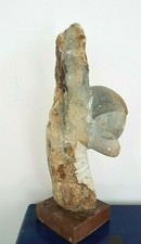 Sculpture en pierre. Stone sculpture Gabon pierre