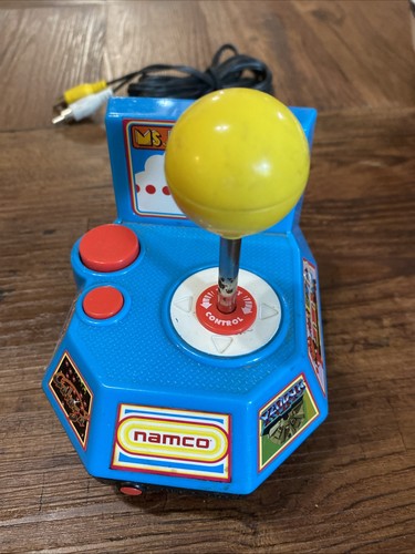 Namco pac man 04 jakks - pac-man,