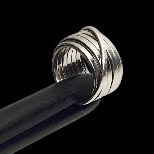 Superbe bague anneau large