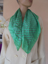 FOULARD FIN VERT PETIT IMPRIME