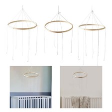 Mobile pour bébé en bois