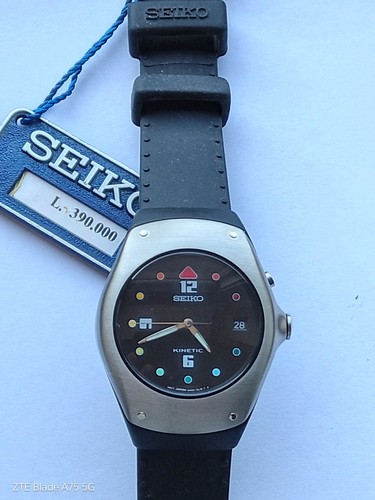 Rare seiko kinetic watch - rare,