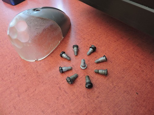 Vis pour cabochon axo - vis,