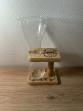 Verre à bière "KWAK" avec son support en bois.