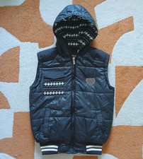 Veste sans manches à capuche