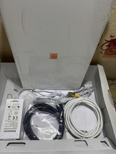 Décodeur TV UHD 90 slim + Télécommande + Alimentation - Livebox Orange - Neuf