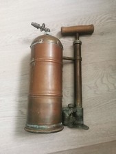 Pulvérisateur ancien en