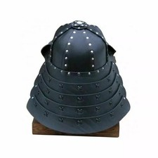 Casque médiéval de samouraï