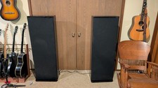 Mirage M3 speaker Towers, New