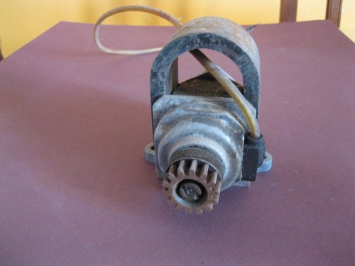 Dynamo voiture ancienne tacot