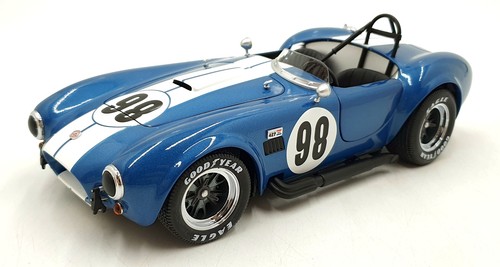 Kyosho scale diecast - kyosho, 1/18