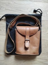 Sacoche homme Paul Marius, cuir teinte tabac, très bon état, 15cm/15cm