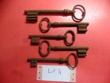 Lot 4 de 5 clés à gorges