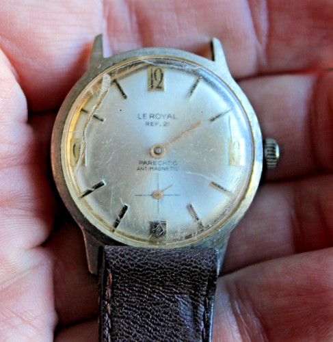 Ancienne montre mecanique - ancienne,
