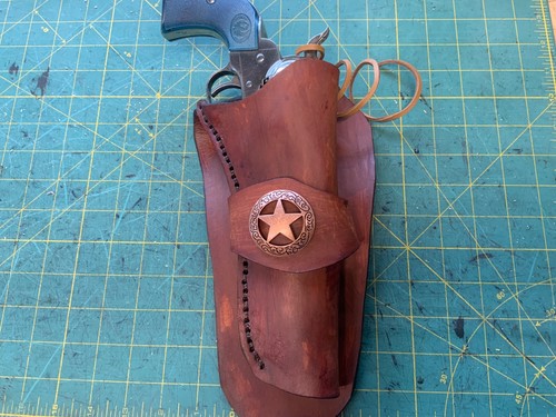 Handmade leather revolver - leather, rh