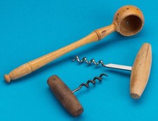 TIRE BOUCHONS & CUILLÈRE À