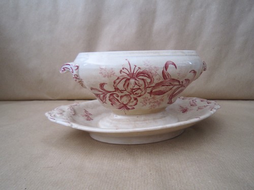 Sauciere papillon libellule - papillon,