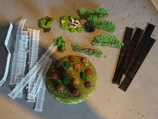 Lot d arbres et barrières échelle HO