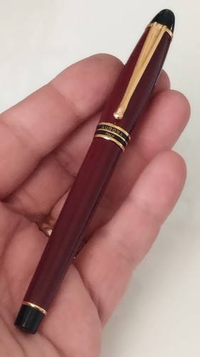 Stylo plume aurora ipsilon - aurora,