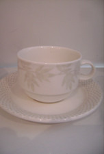 Déjeuner en porcelaine Villeroy & Boch mod. 0186 à motifs de feuilles grises TBE