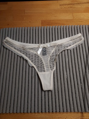 String undiz - string,