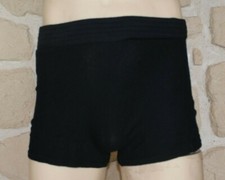 Short noir taille M marque Les
