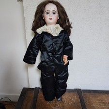 Poupée ancienne tête en biscuit de porcelaine JUMEAU 11 corps articulé avec tenu
