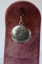 PENDENTIF Médaillon  argent