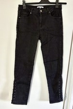 Jean noir slim avec laçage