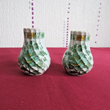 ensemble sel , poivre porcelaine de limoges Haviland torse fleur verte cachemire