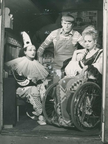 Barbara valentin eddie - valentin,