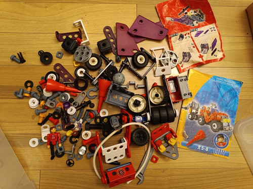 Lot meccano city - outils, +