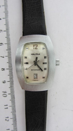Montre mécanique vintage - montre,
