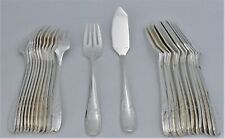 12 couverts à poisson métal argenté, 24 pièces, style Louis XV, excellent état.