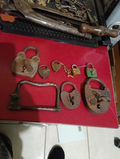 Ancien Lot De 8  Cadenas ancien a voir