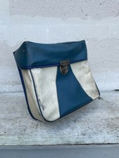 Vieille sacoche de vélo en