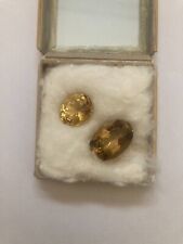 Collection de deux citrines taillés de Madagascar