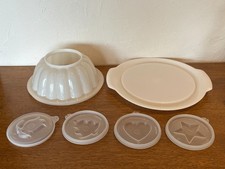 Moule à Charlotte TUPPERWARE avec son plateau + 4 formes - Ø 20 cm - TBE !!