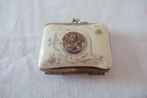 Ancien porte monnaie - , en