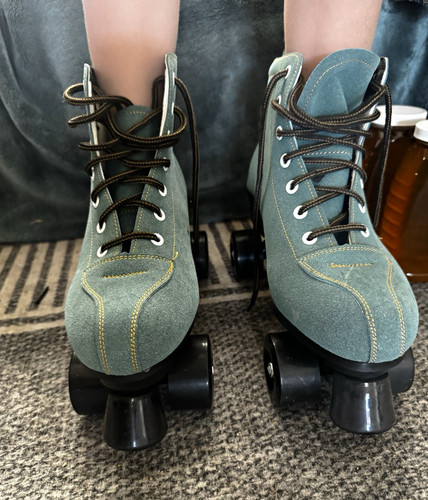 Teal suede quad roller skates - teal,