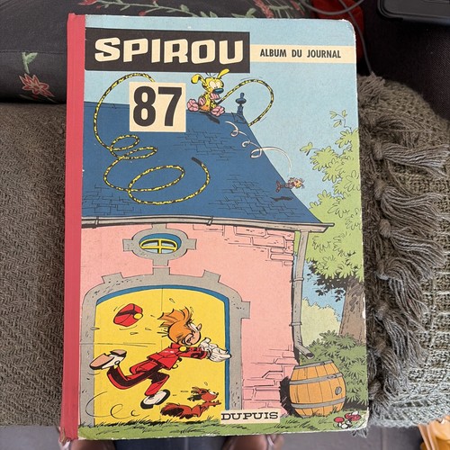 Vieil album reliure journal - vieil, bd