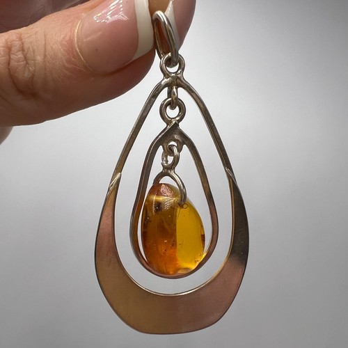 Pendentif ambre larme - , en