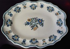 GRAND PLAT FAIENCE DE MOUSTIERS POLYCHROME MILIEU XVIIIEME