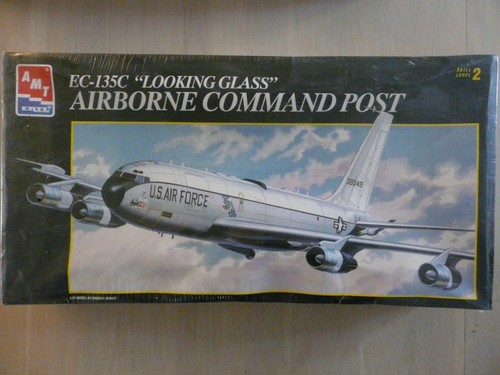 Maquette avion amt ref - avion, 1/72