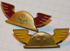 LOT 2 insigne CASQUE SUISSE