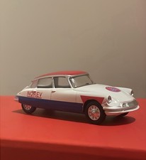 Miniature Norev Citroen DS 19