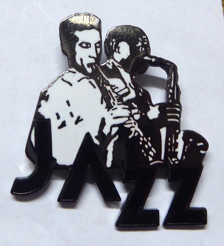 Pin démons merveilles - pin's,